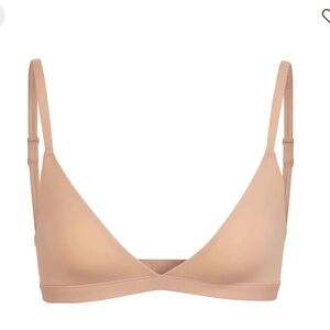 NWOT SKIMS Fits Everybody Bralette